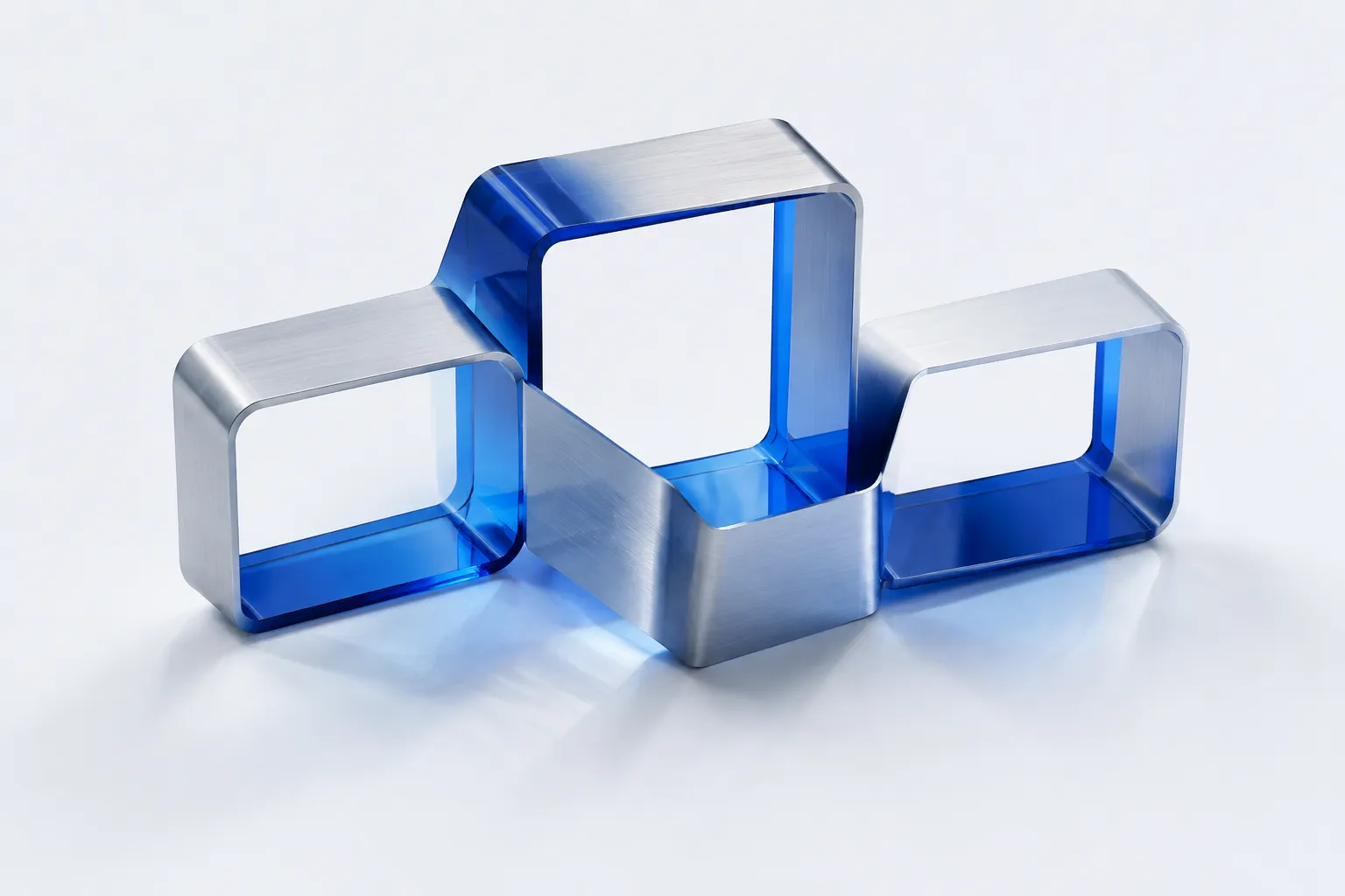 Estructura modular de vidrio azul y metal que conecta tres marcos